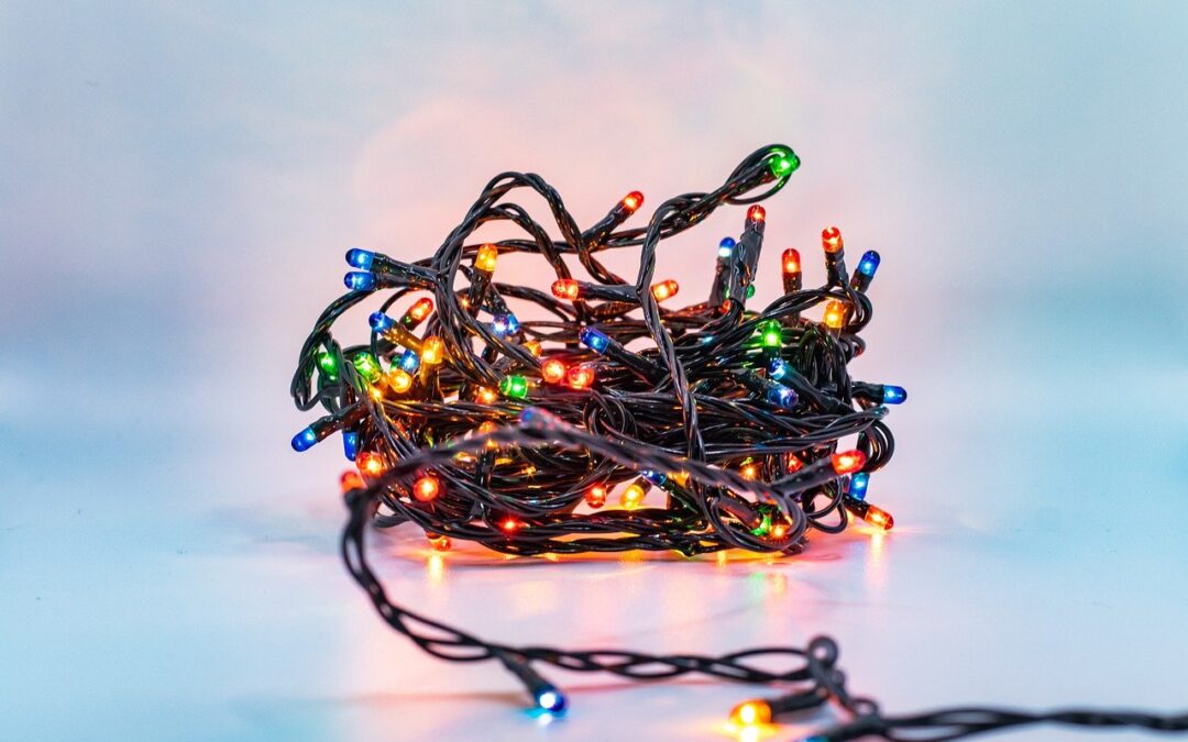 Holiday Lighting: Safe Installation and Energy Efficiency Tips